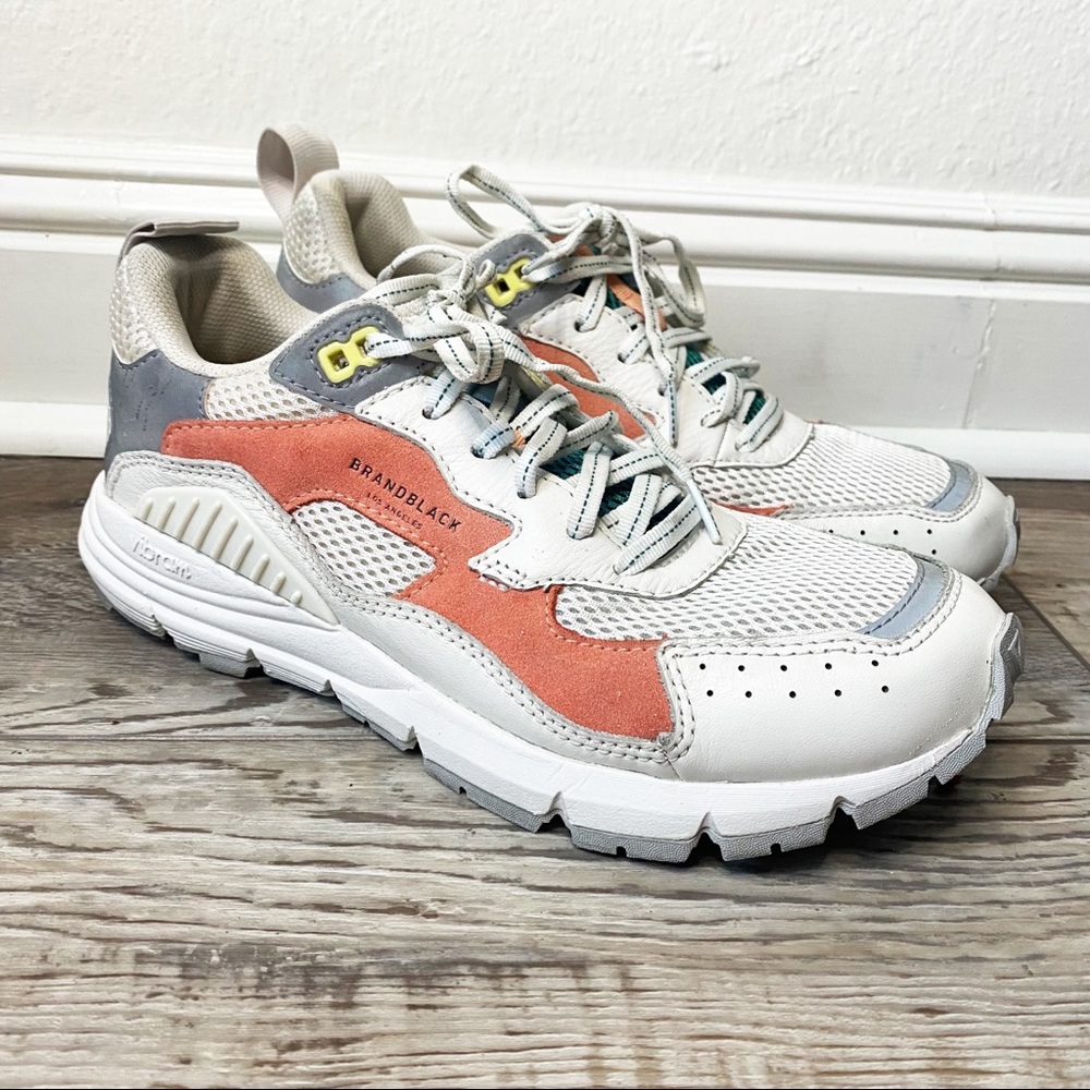 Brandblack sneakers